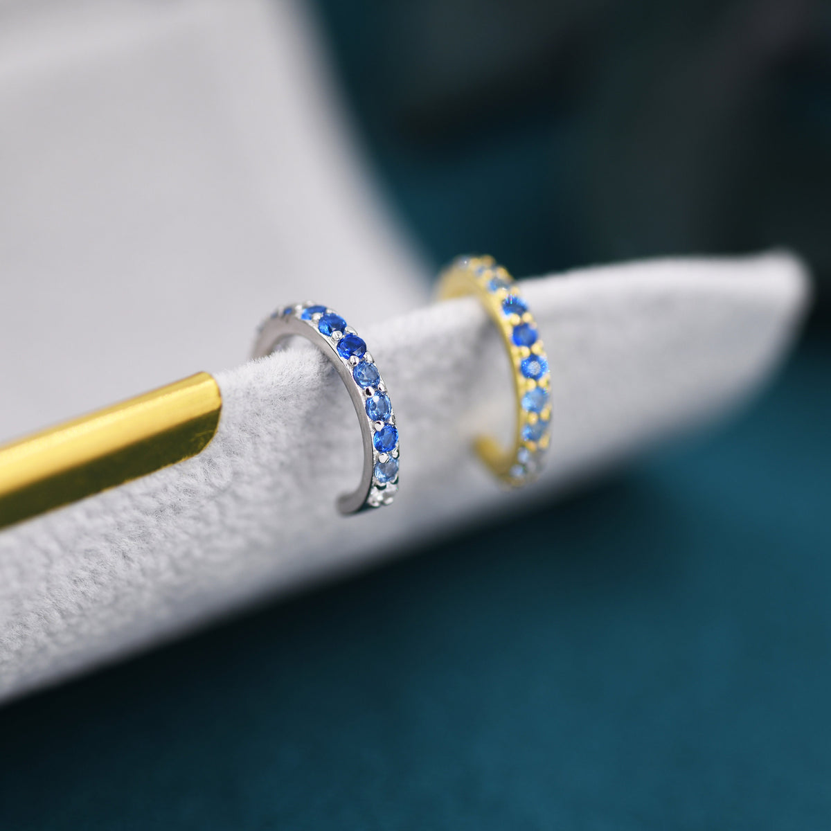 Sapphire Blue Ombre CZ Ear Cuff in Sterling Silver, Silver or Gold, Simple Piercing Free Earrings, Minimalist Ear Cuff, Blue CZ Ear Cuff