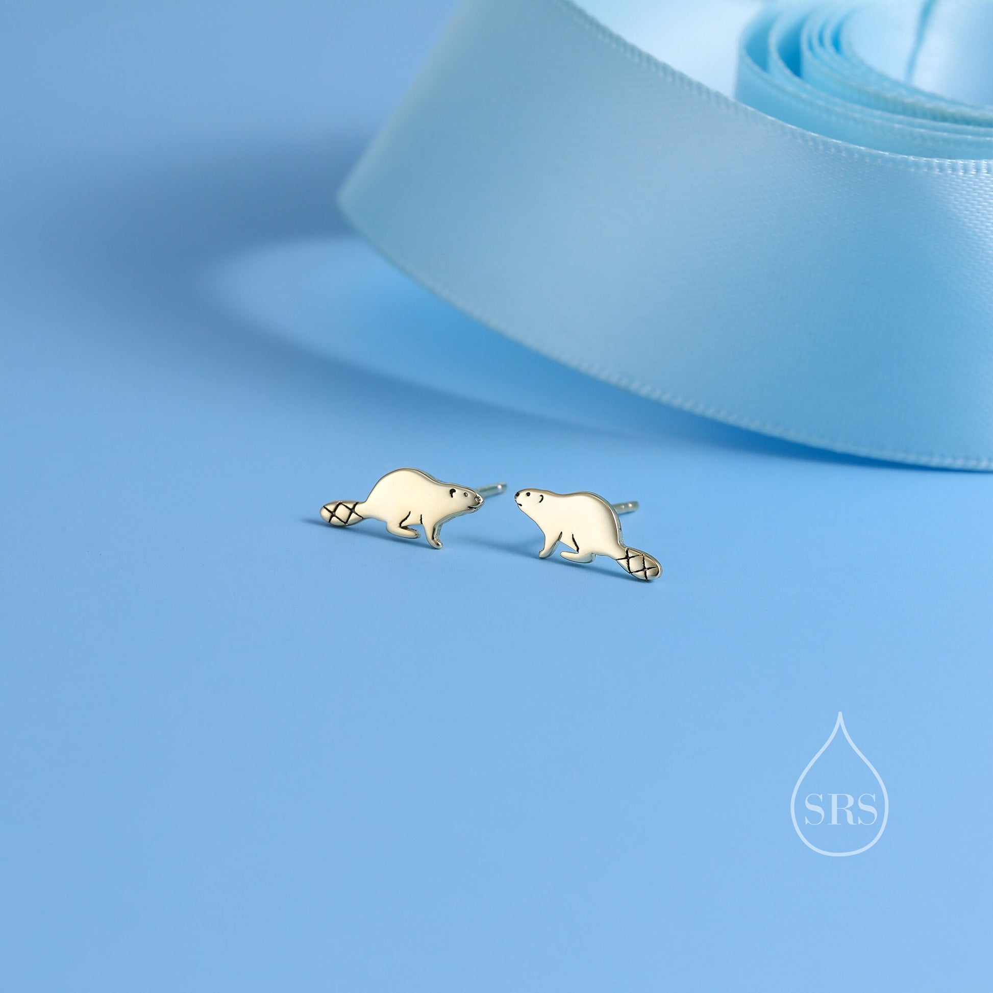 Dainty Beaver Stud Earrings in Sterling Silver, Silver or Gold or Rose Gold, Tiny Silver Beaver Earrings