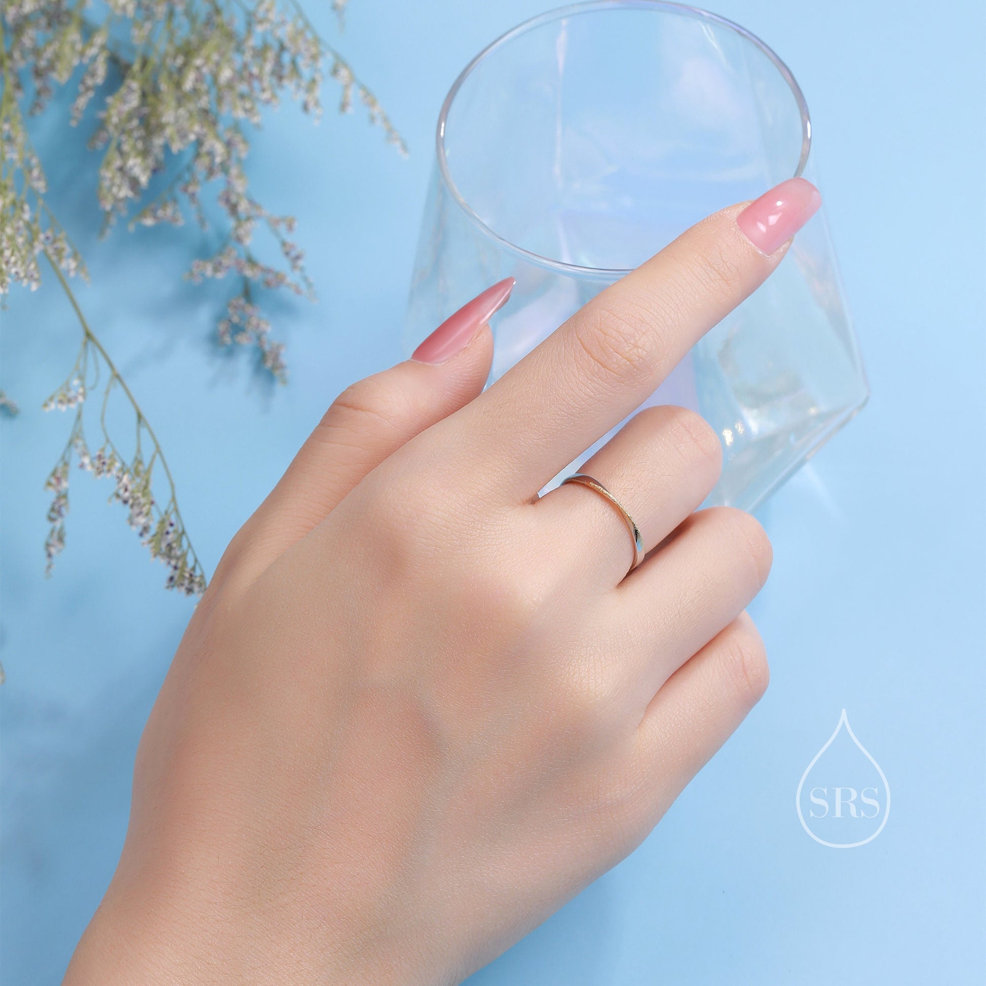 Mobius Ring in Sterling Silver with Partial Gold Coating, Mobius Strip Ring, Silver Mobius Circle Ring, Infinity Ring, US 5 6 7 8 Size