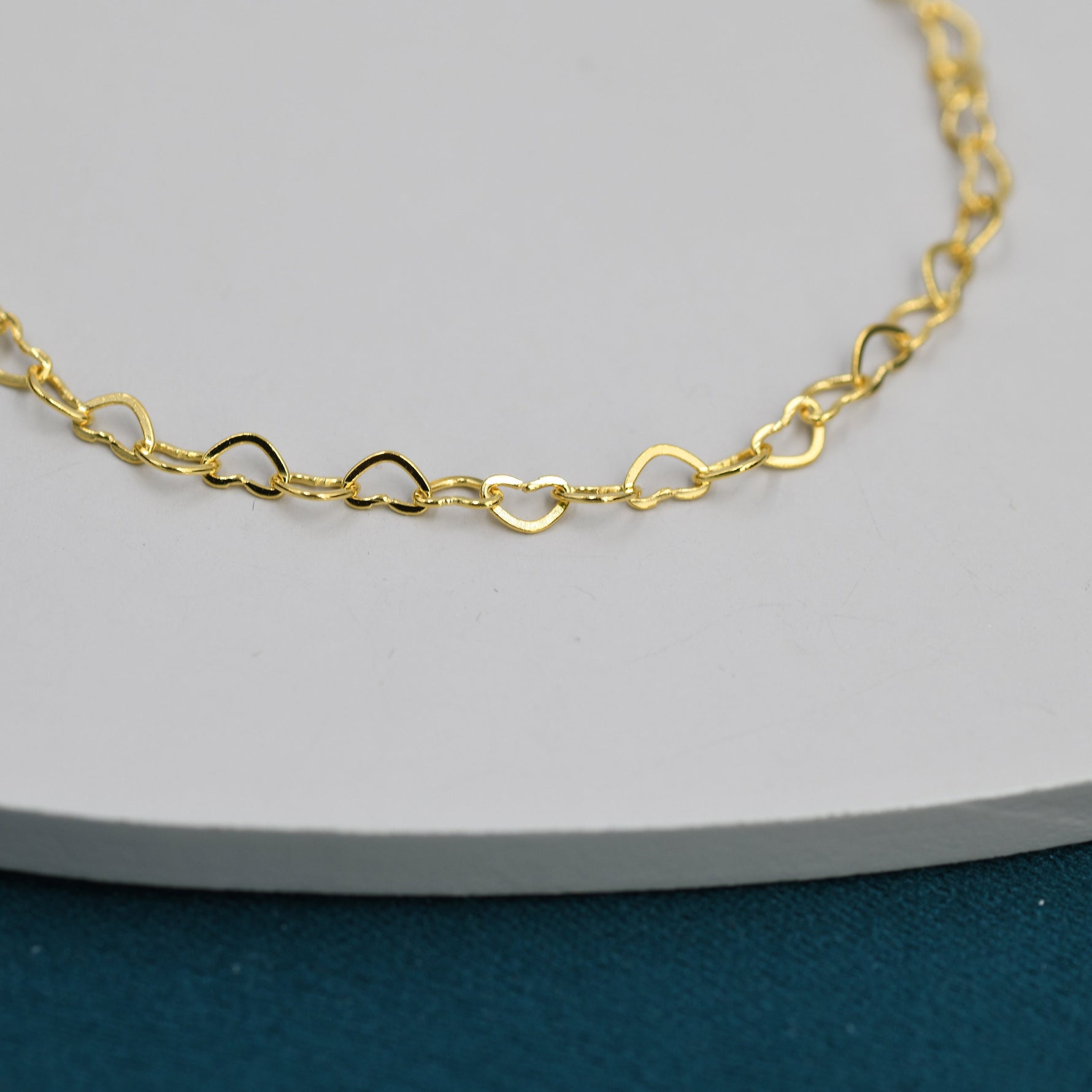 Heart Link Bracelet in Sterling Silver, Delicate Heart Infinity Bracelet, Silver or Gold, Heart Chain, Heart Charm Bracelet