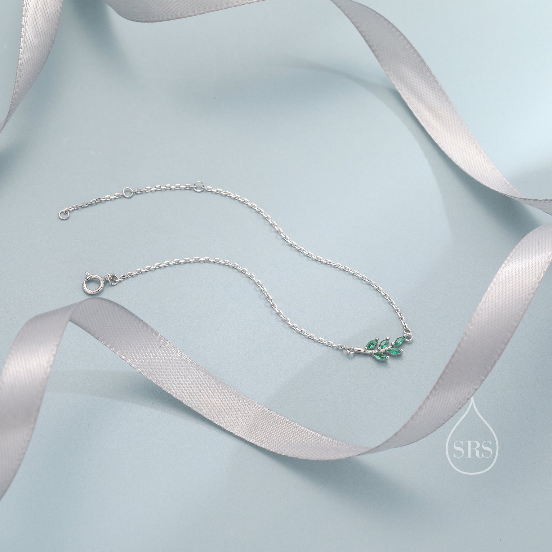 Green CZ Olive Leaf Motif Bracelet
