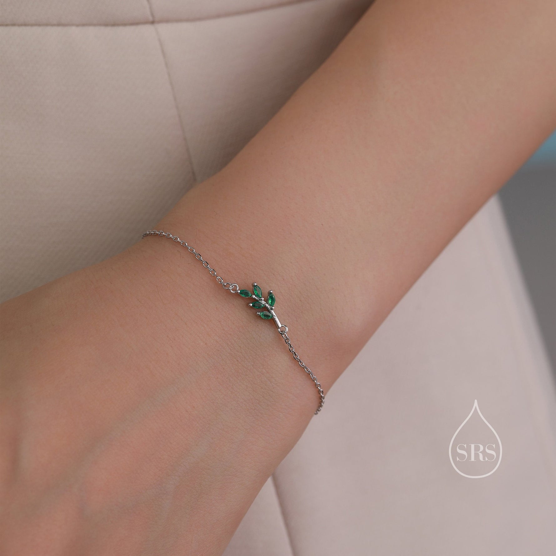 Green CZ Olive Leaf Motif Bracelet