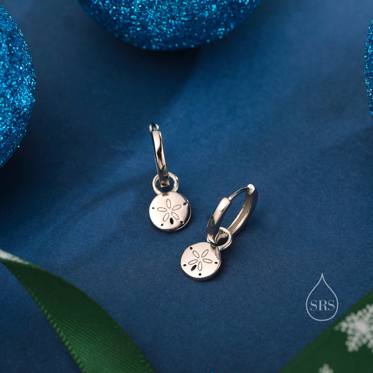 Sand Dollar Huggie Hoops Earrings in Sterling Silver, Silver or Gold, Ocean Earrings, Sea Shell Earrings, Sand Dollar Earrings