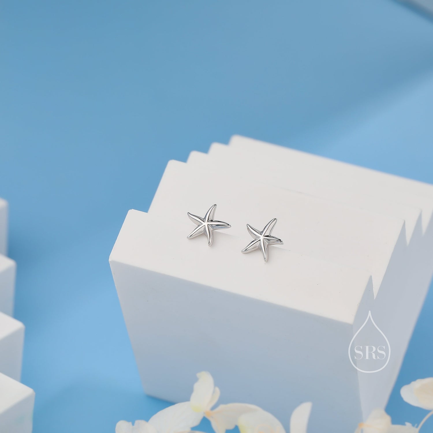 Tiny Starfish Stud Earrings in Sterling Silver, Silver, Gold or Rose Gold, Small Starfish Earrings, Star Fish Earrings, Sea Star Earrings