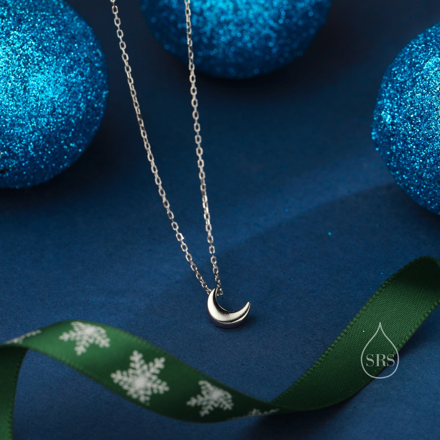 Tiny Crescent Moon Pendant Necklace