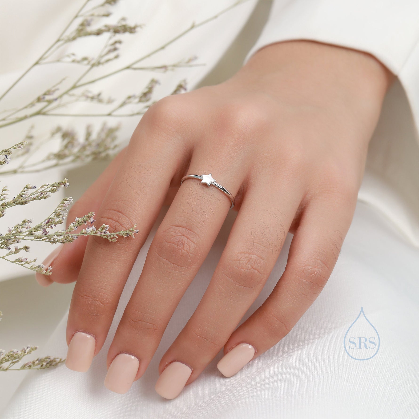 Extra Tiny Little Star Skinny Ring in Sterling Silver, Single Star Delicate Ring, Silver Star Ring, Simple and Minimal