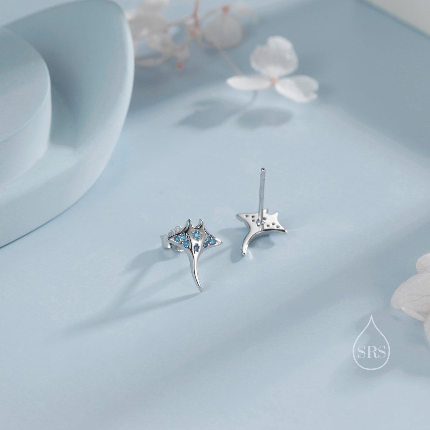 Manta Ray Fish Stud Earrings in Sterling Silver, Aquamarine Blue Manta Ray CZ Earrings in Sterling Silver, Stingray Fish Earring