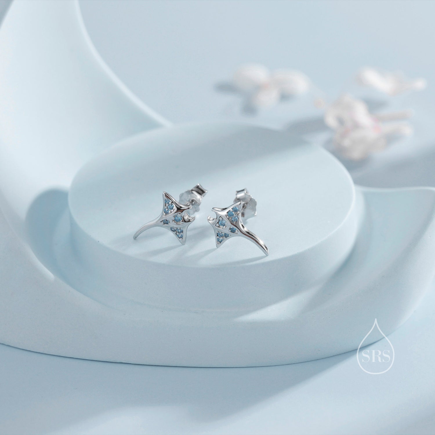 Manta Ray Fish Stud Earrings in Sterling Silver, Aquamarine Blue Manta Ray CZ Earrings in Sterling Silver, Stingray Fish Earring