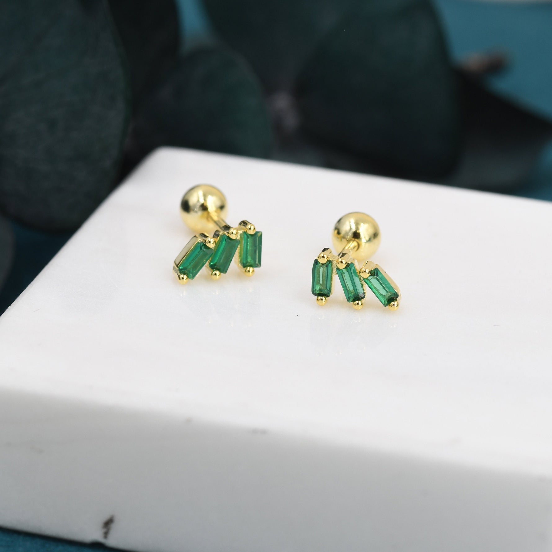 Emerald Green Baguette Trio CZ Screw back Earrings in Sterling Silver, Silver or Gold, Baguette Cluster Screwback Earrings