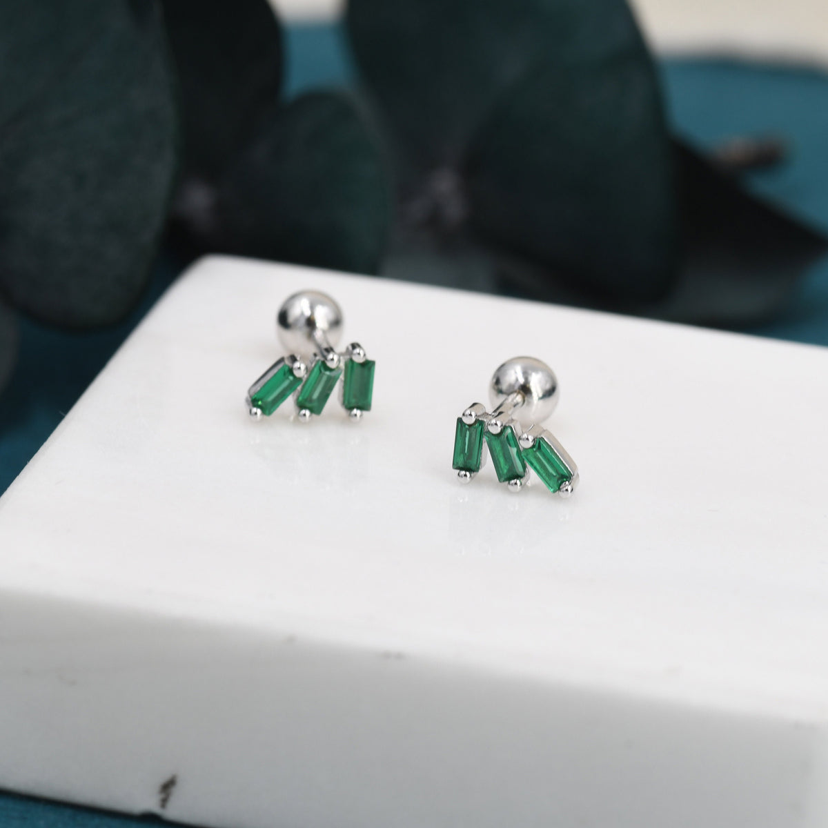 Emerald Green Baguette Trio CZ Screw back Earrings in Sterling Silver, Silver or Gold, Baguette Cluster Screwback Earrings