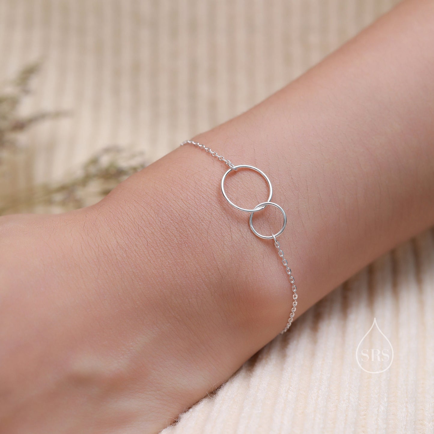 Sterling Silver Double Circle Bracelet, Silver Linked Circle Bracelet, Interlinking Circle Bracelet, Open Circle Bracelet, Sisters Bracelet