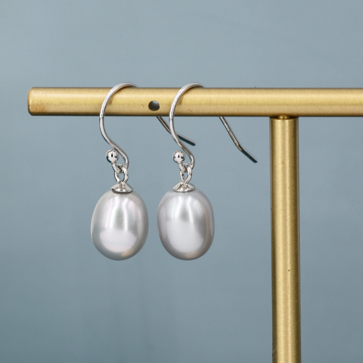 Sterling Silver Grey Pearl Earrings, Natural Freshwater Pearl Drop Hook Earrings in Sterling Silver, Oval Pearl Earrings