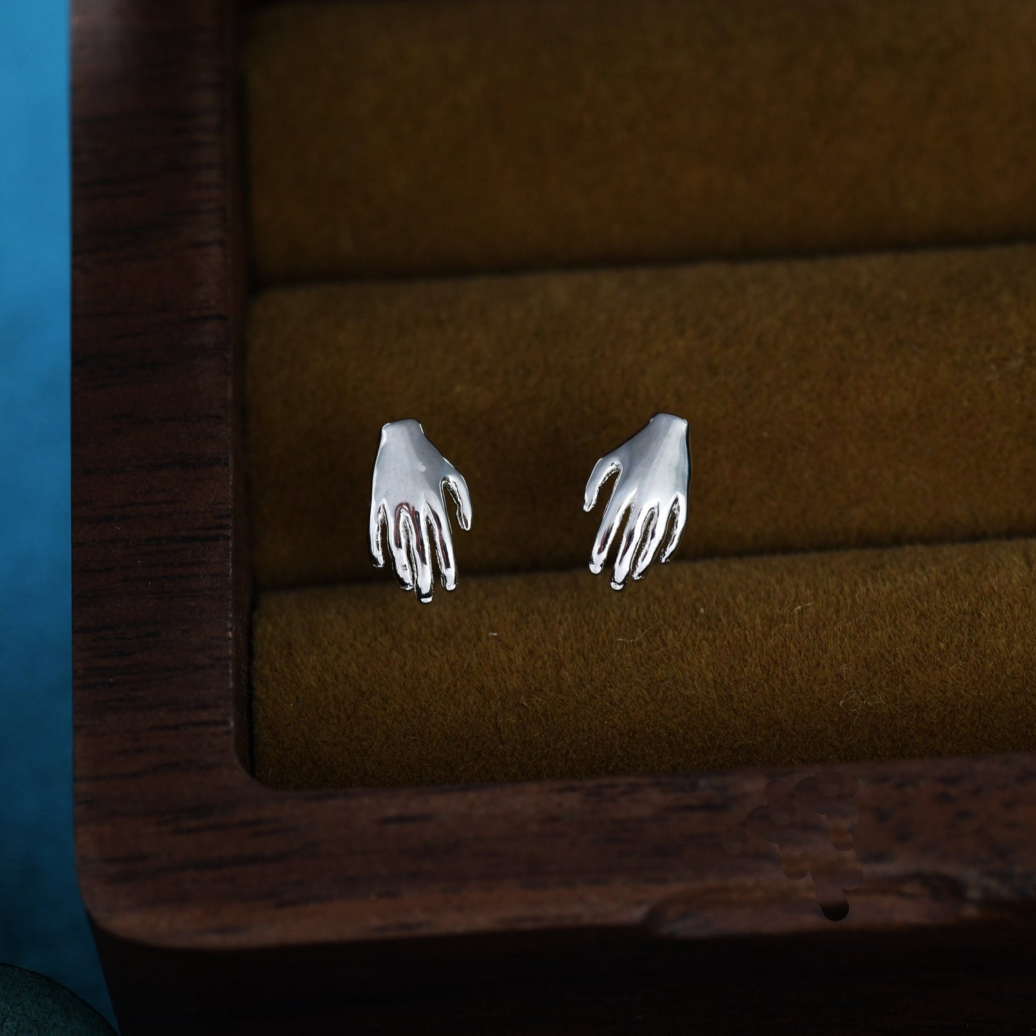 Pair of Hand Stud Earrings in Sterling Silver, Silver or Gold, Fingers Earrings, Fun and Quirky Design