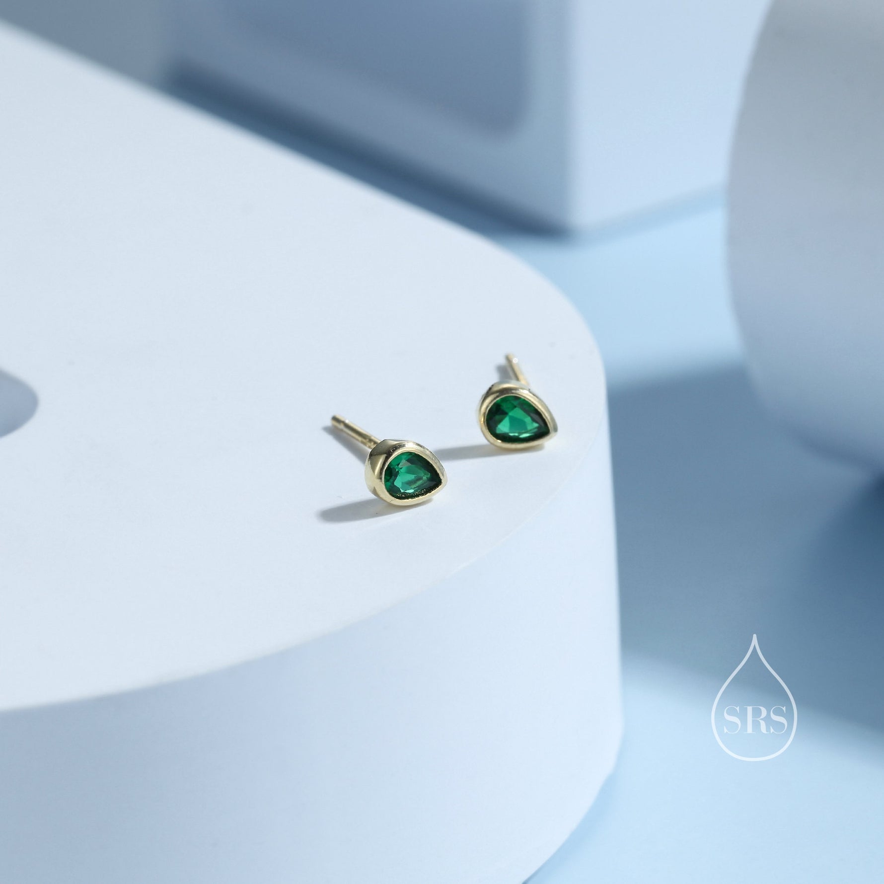 Extra Tiny Emerald Green Droplet CZ Stud Earrings in Sterling Silver, Silver or Gold, Tiny Pear Cut Bezel CZ Stud Earrings, May Birthstone