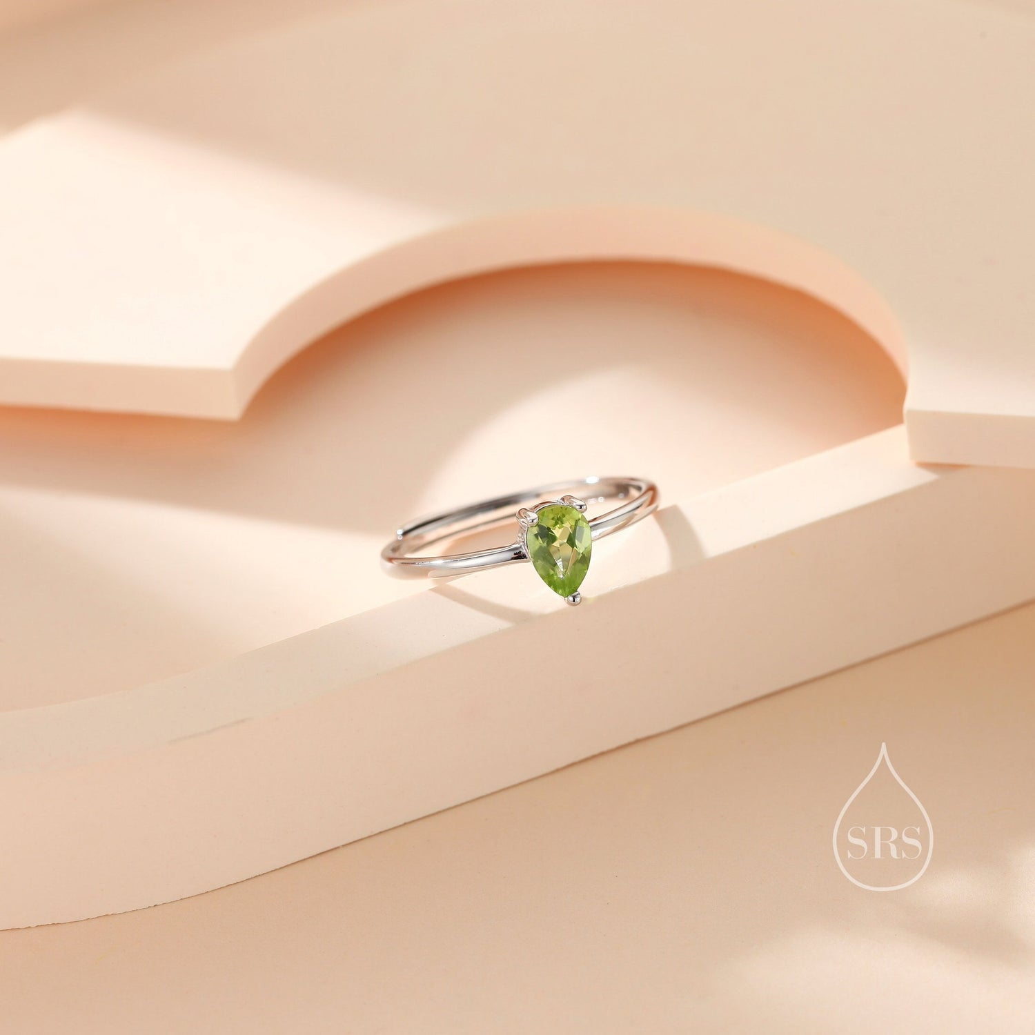 Green Peridot Prong Set Pear Cut Droplet Gemstone Ring - August Birthstone