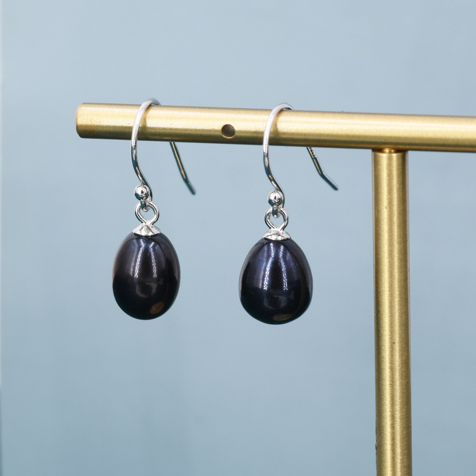 Sterling Silver Black Pearl Earrings, Natural Freshwater Pearl Drop Hook Earrings in Sterling Silver, Oval Pearl Earrings