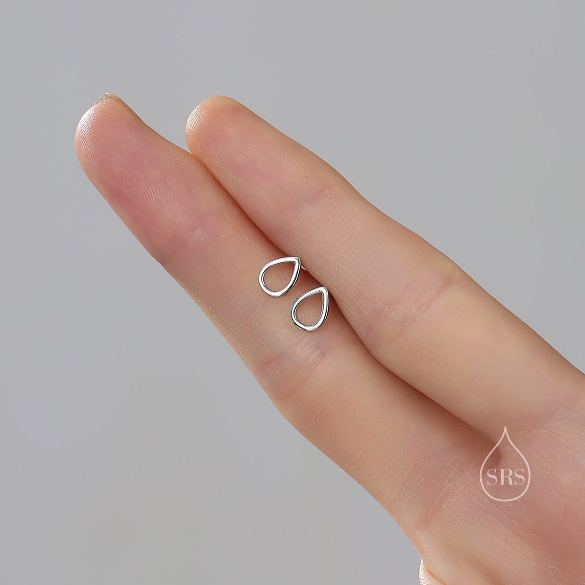 Sterling Silver Minimalist Open Droplet Stud Earrings in Sterling Silver - Minimalist Geometric Design C59