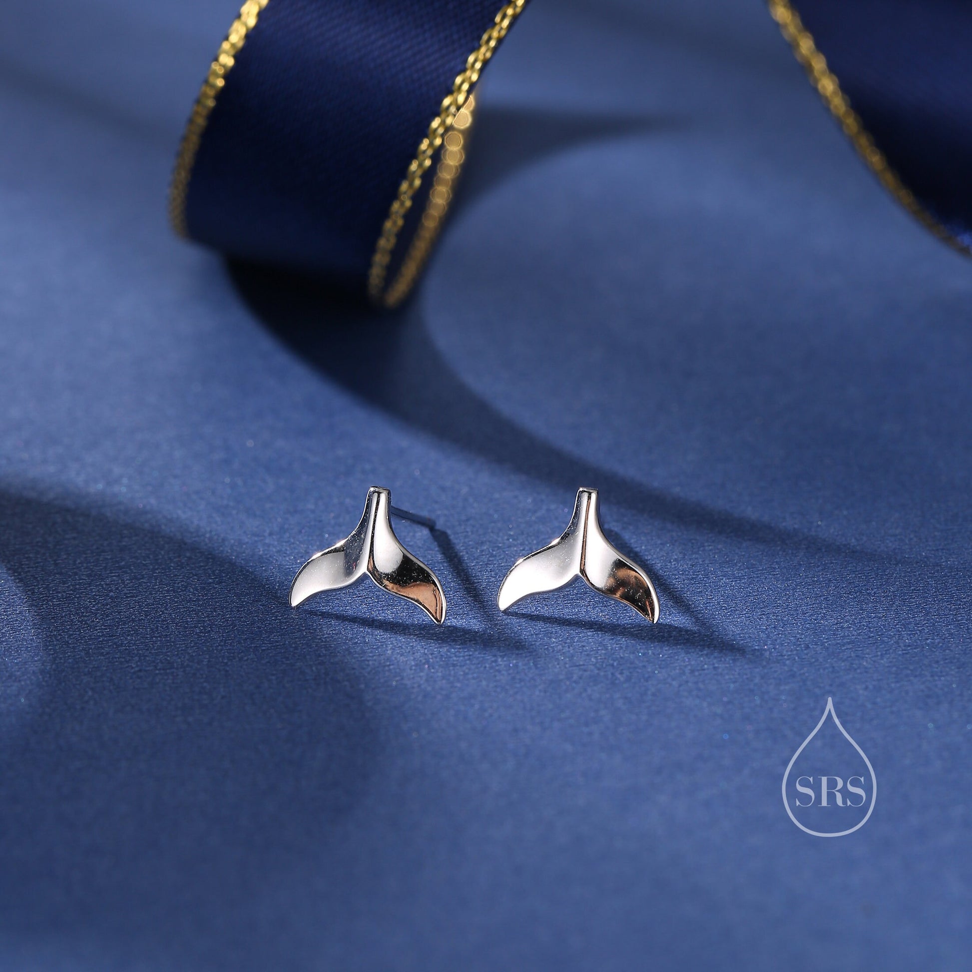 Whale Tail Flat Back Earrings in Sterling Silver, 16G 8mm Internally Threaded Fish Flat Back Earrings