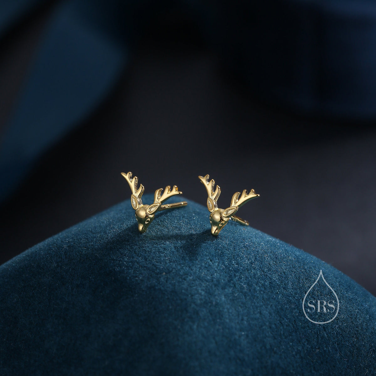 Small Stag Head Stud Earrings in Sterling Silver, Silver, Gold or Rose Gold, Stag Deer Earrings, Animal Earrings, Small Animal Earrings