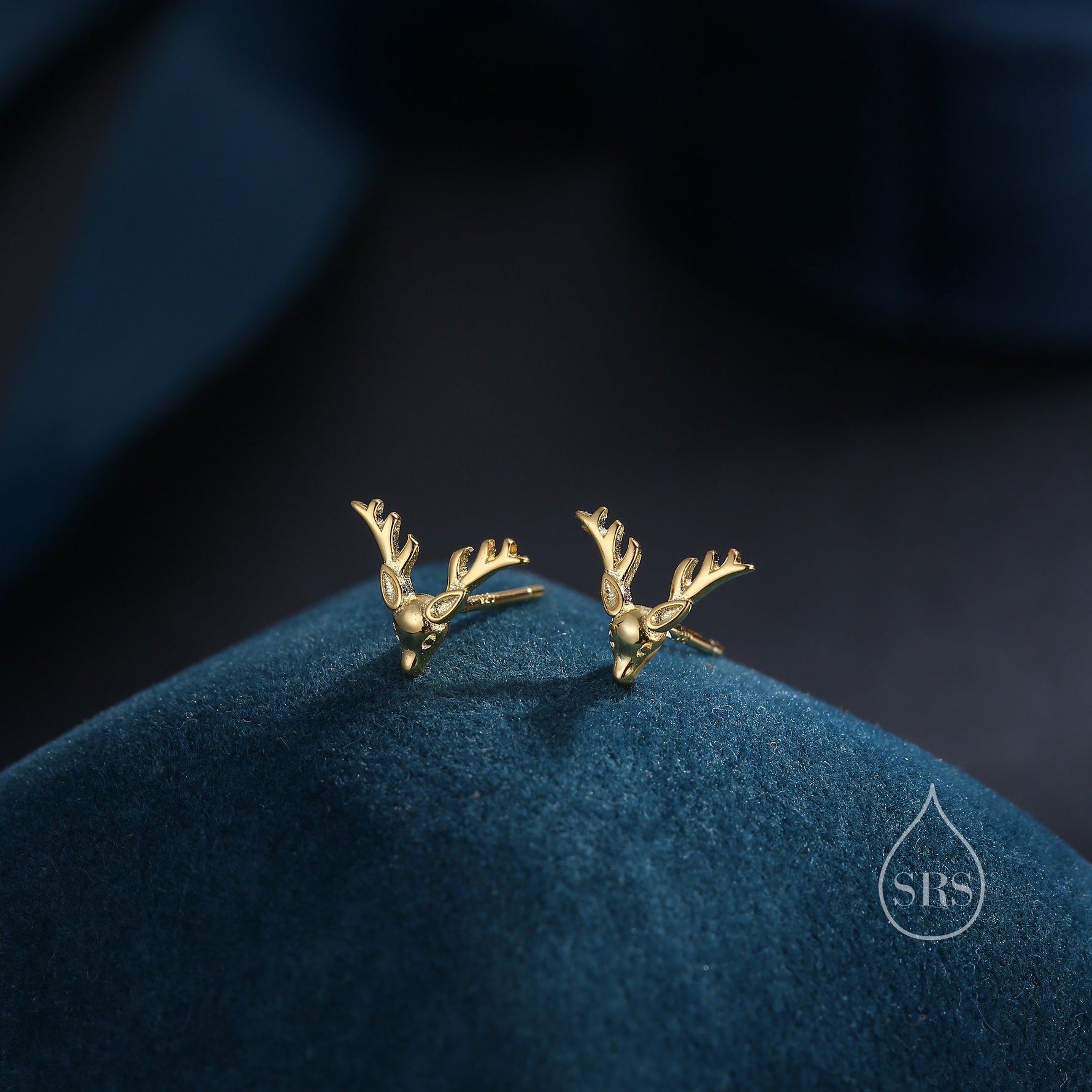 Small Stag Head Stud Earrings in Sterling Silver, Silver, Gold or Rose Gold, Stag Deer Earrings, Animal Earrings, Small Animal Earrings