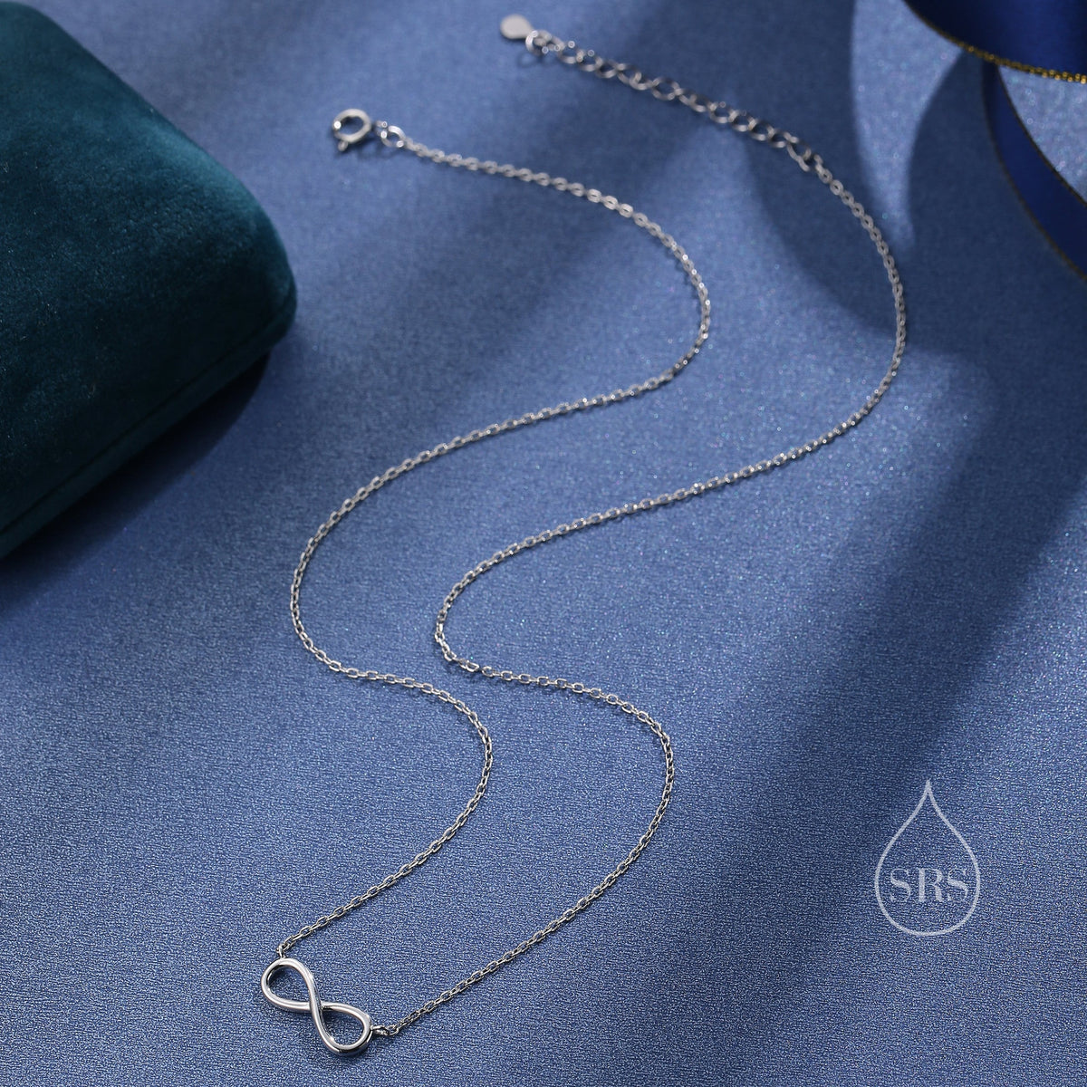 Tiny Infinity Symbol Pendant Necklace in Sterling Silver, Cute Infinity Necklace, Silver Infinity Necklace