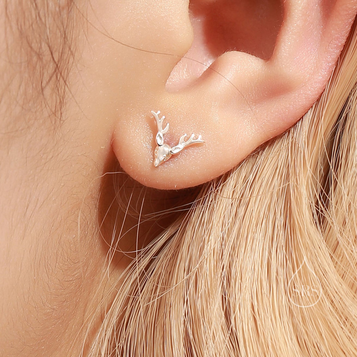 Small Stag Head Stud Earrings in Sterling Silver, Silver, Gold or Rose Gold, Stag Deer Earrings, Animal Earrings, Small Animal Earrings