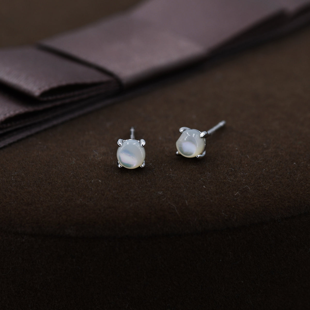 Sterling Silver Mother of Pearl Stud Earrings, 4mm, Genuine tiny mother of pearl Stud, Natural Shell Earrings, 4 Prongs, Minimalist Style