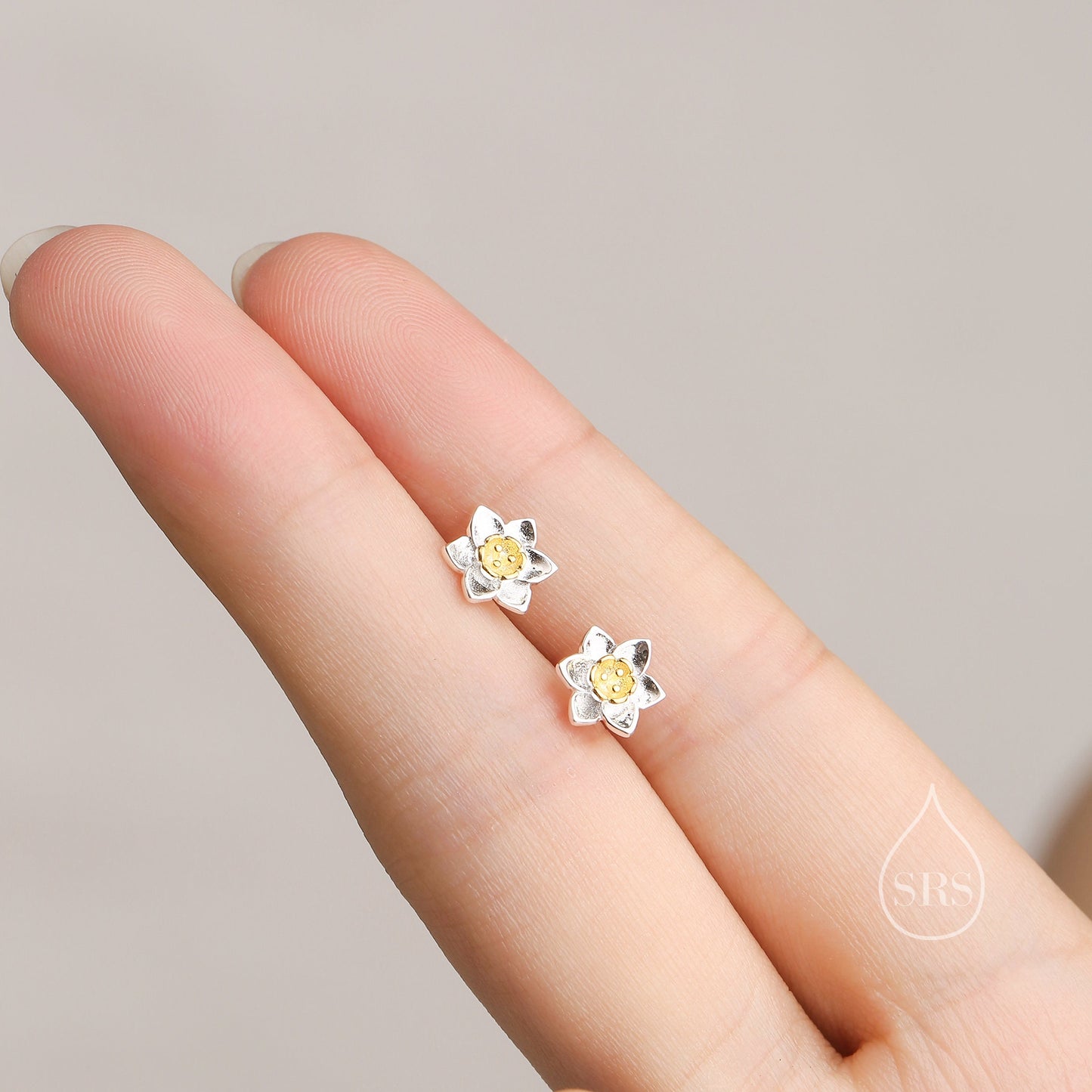 Daffodil Stud Earrings in Sterling Silver, Tiny Flower Earrings, Small Daffodil Earrings, Forget-me-not Stud, Birth Flower for March