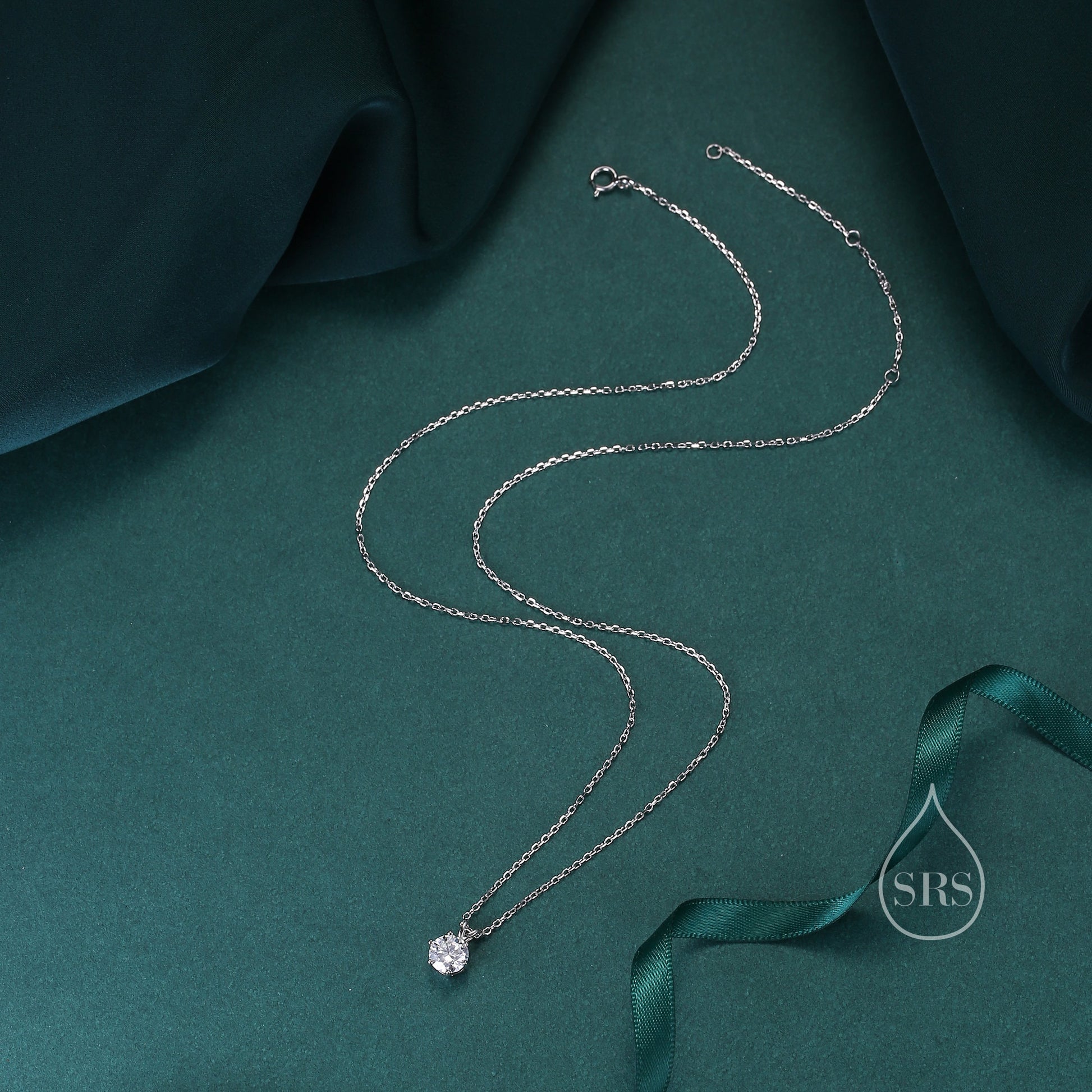 1 Carat Moissanite Diamond Classic Single Stone Pendant Necklace in Sterling Silver, Genuine Moissanite Diamond, 18 inch chain