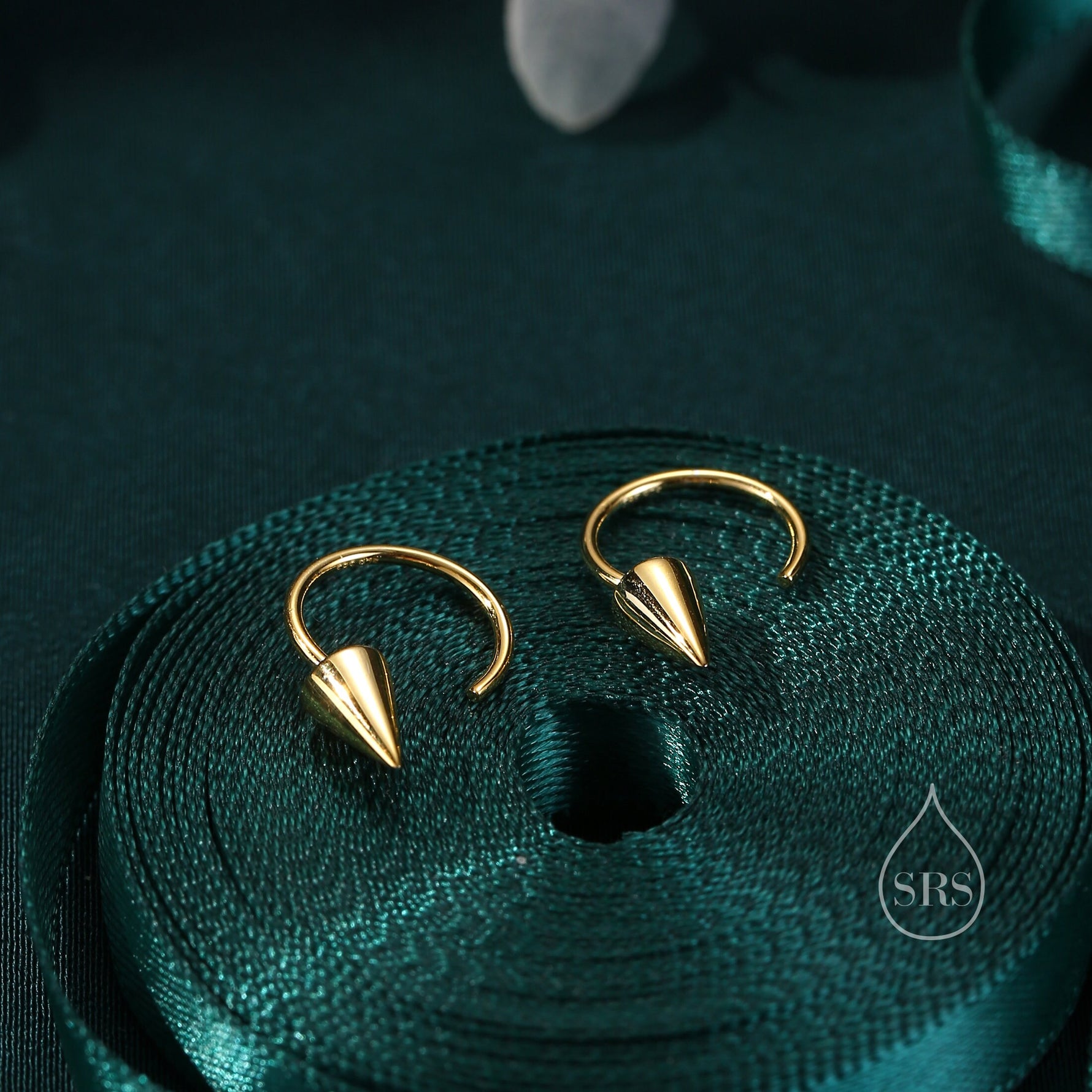Small Spike Open Huggie Hoop Earrings in Sterling Silver, Silver, Gold or Rose Gold, Dainty Pyramid Spike Open Threader, Threader Hoop