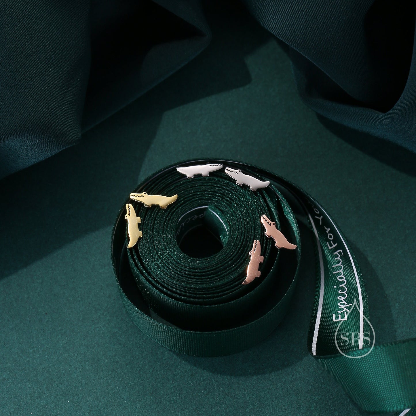 Super Cute Crocodile Alligator Stud Earrings in Sterling Silver - Animal Stud Earrings - Cute Gator, Caiman Jewellery