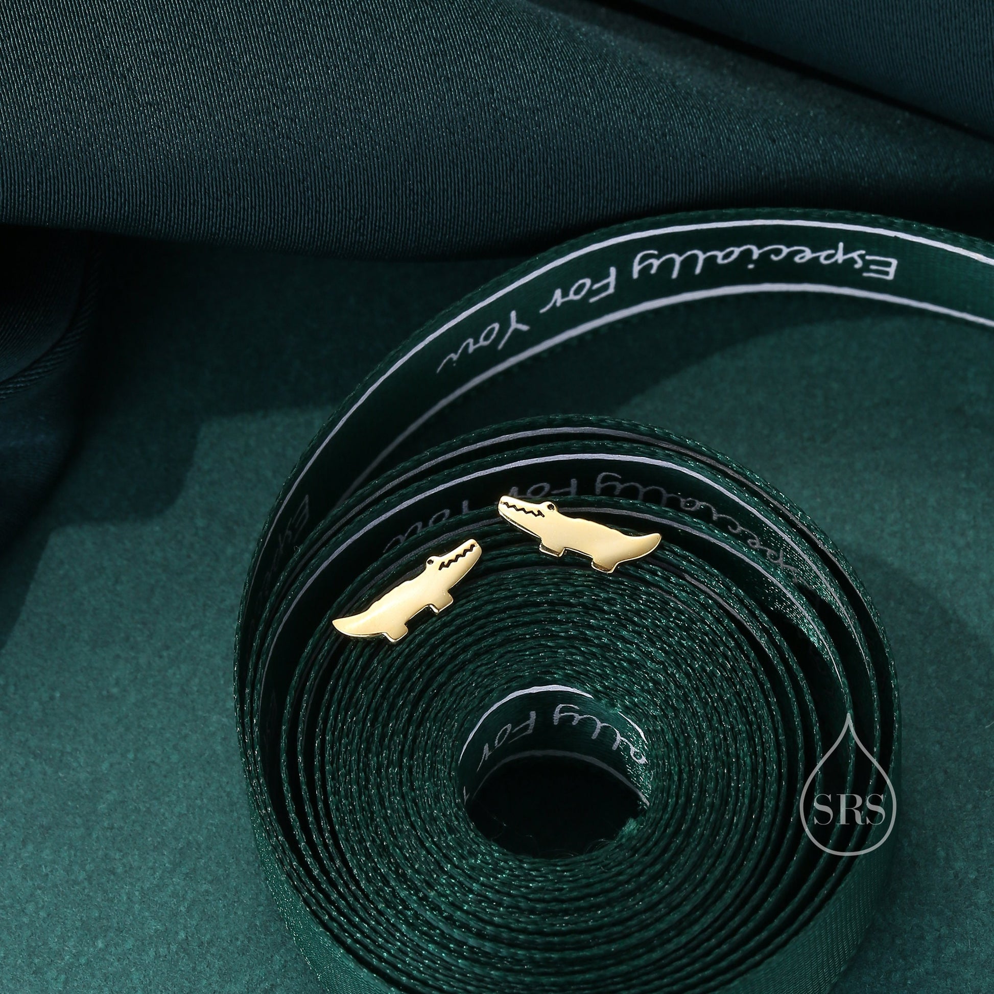 Super Cute Crocodile Alligator Stud Earrings in Sterling Silver - Animal Stud Earrings - Cute Gator, Caiman Jewellery