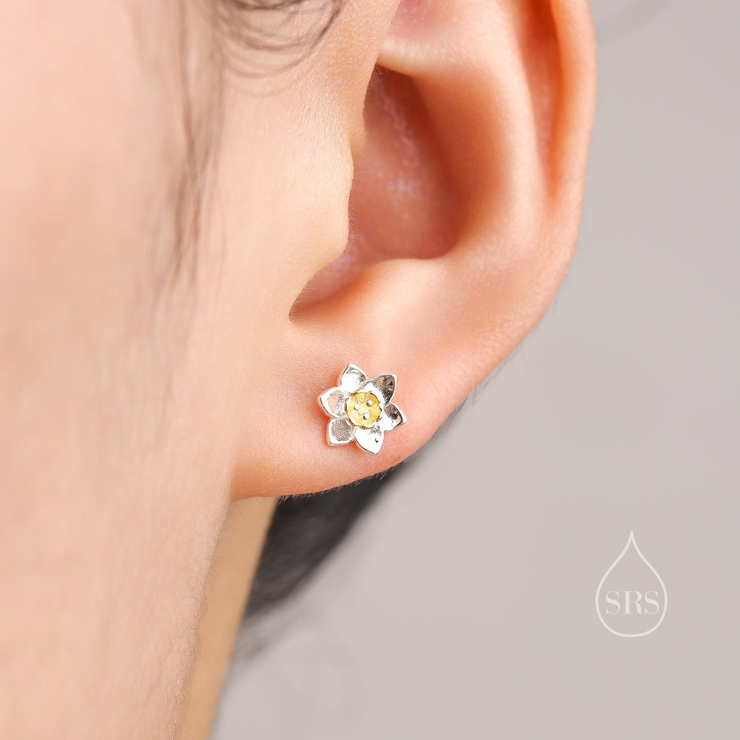 Daffodil Stud Earrings in Sterling Silver, Tiny Flower Earrings, Small Daffodil Earrings, Forget-me-not Stud, Birth Flower for March