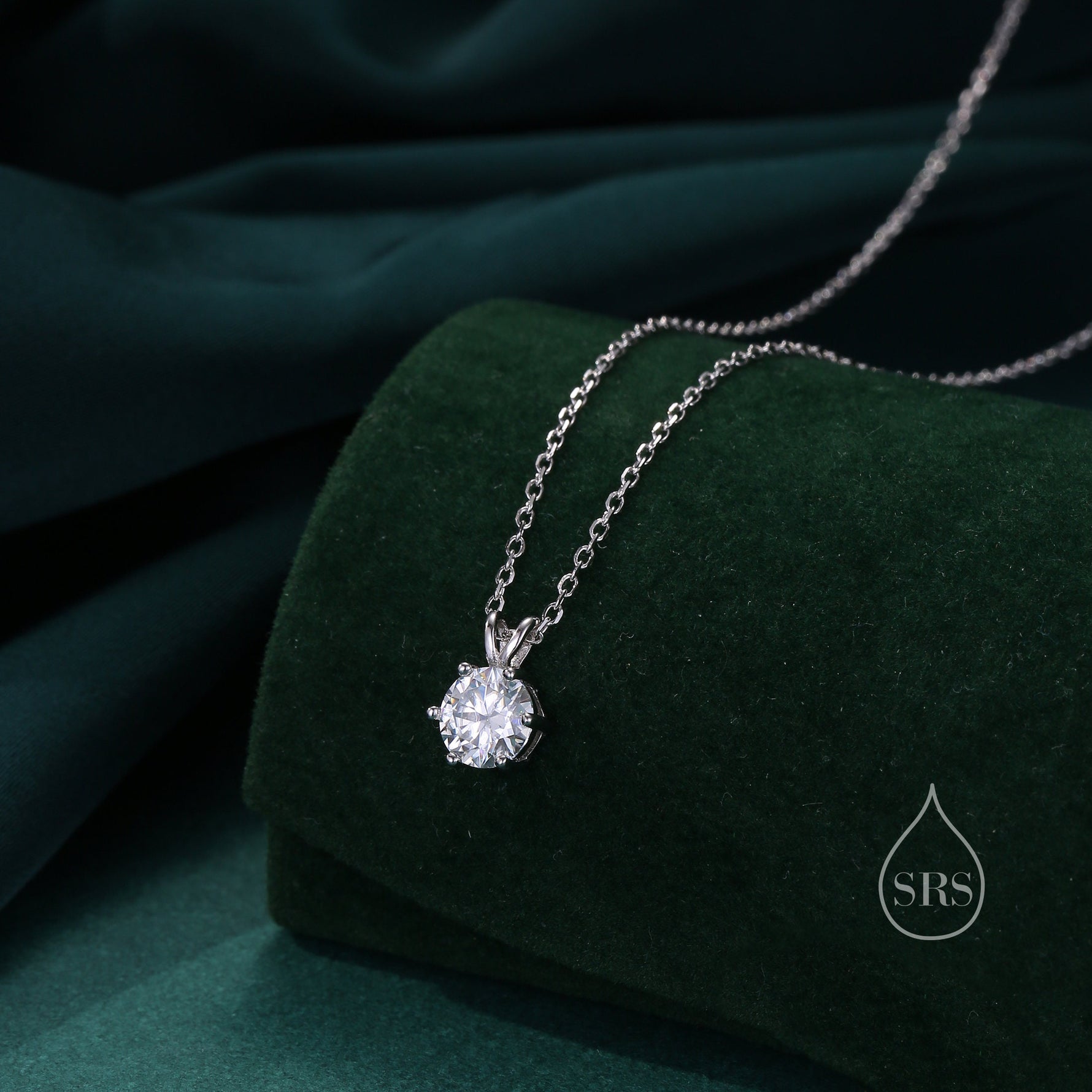 1 Carat Moissanite Diamond Classic Single Stone Pendant Necklace in Sterling Silver, Genuine Moissanite Diamond, 18 inch chain