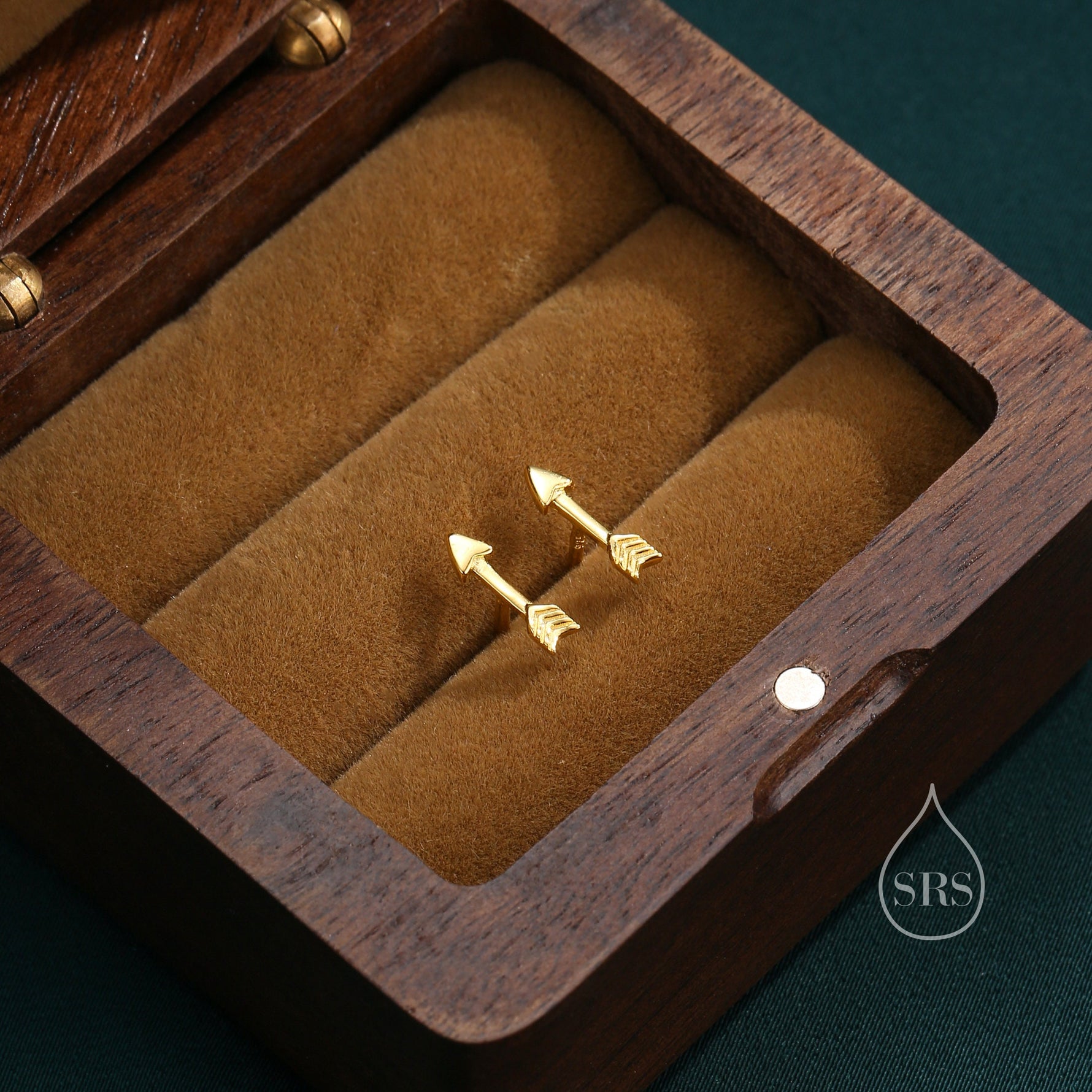 Tiny Arrow Screw Back Earrings in Sterling Silver, Silver, Gold or Rose Gold, Arrow Screw Back Earrings, Arrow Barbell Earrings