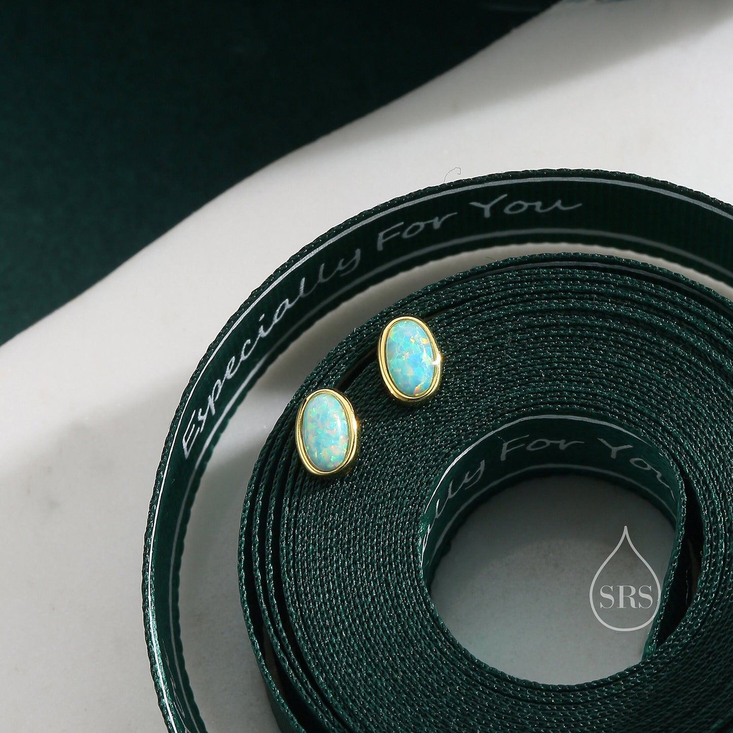 Sterling Silver Oval Opal Stud Earrings, Silver or Gold, White Opal or Green Opal， Opal Earrings, Minimalist Opal Earrings