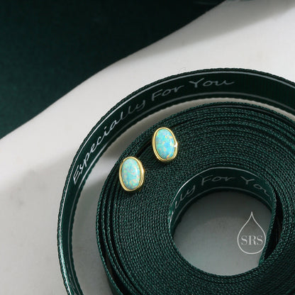 Sterling Silver Oval Opal Stud Earrings, Silver or Gold, White Opal or Green Opal， Opal Earrings, Minimalist Opal Earrings