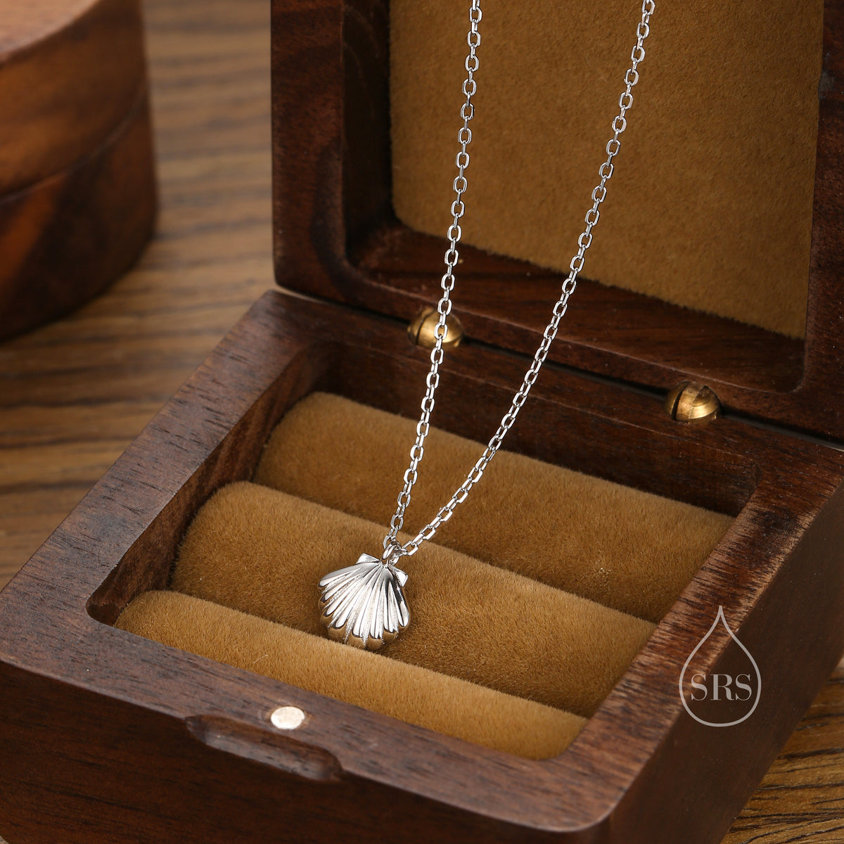 Seashell Pendant Necklace in Sterling Silver, Silver or Gold or Rose Gold, Ocean Necklace, Shell Necklace, Sea Shell Necklace