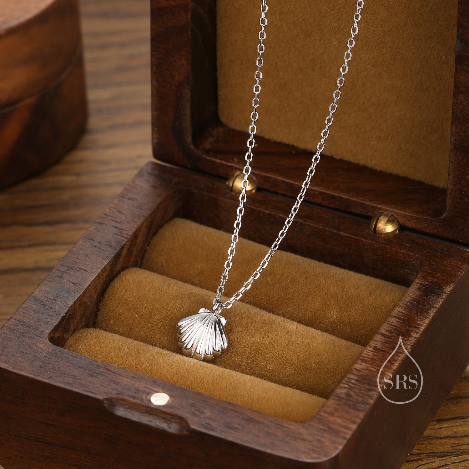 Seashell Pendant Necklace in Sterling Silver, Silver or Gold or Rose Gold, Ocean Necklace, Shell Necklace, Sea Shell Necklace