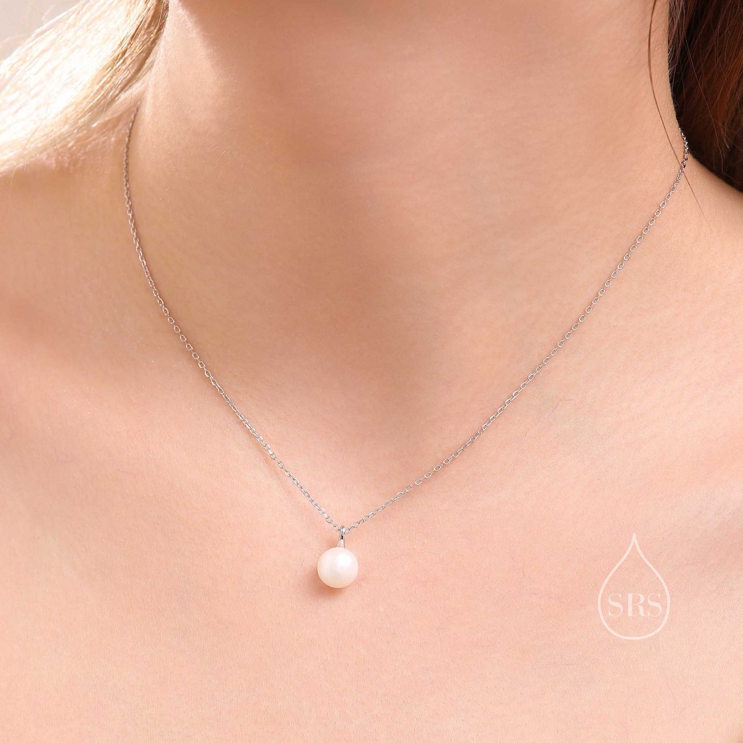 Delicate Genuine Freshwater Pearl Pendant Necklace in Sterling Silver, Silver or Gold, Minimalist Pearl, One-of-a-kind Semi-precious