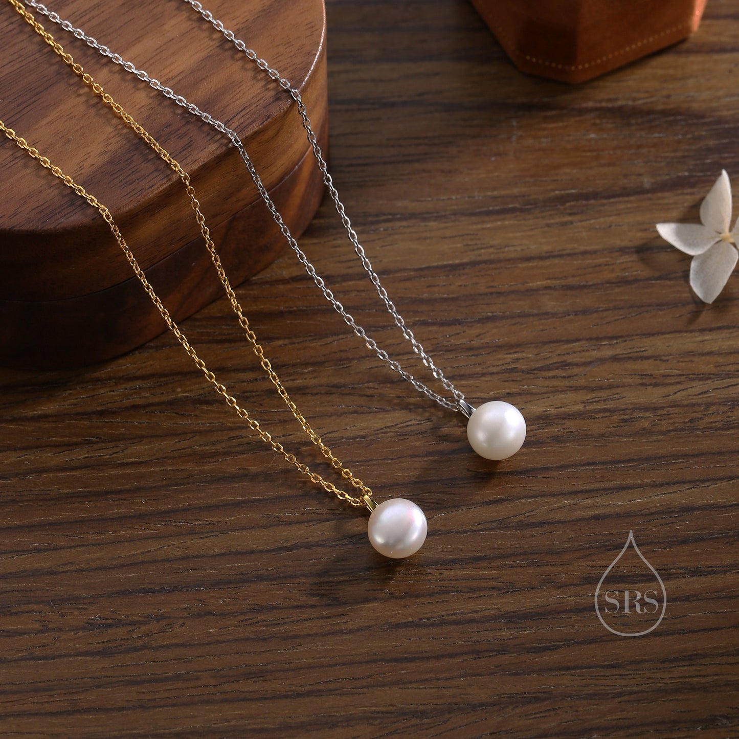 Delicate Genuine Freshwater Pearl Pendant Necklace in Sterling Silver, Silver or Gold, Minimalist Pearl, One-of-a-kind Semi-precious