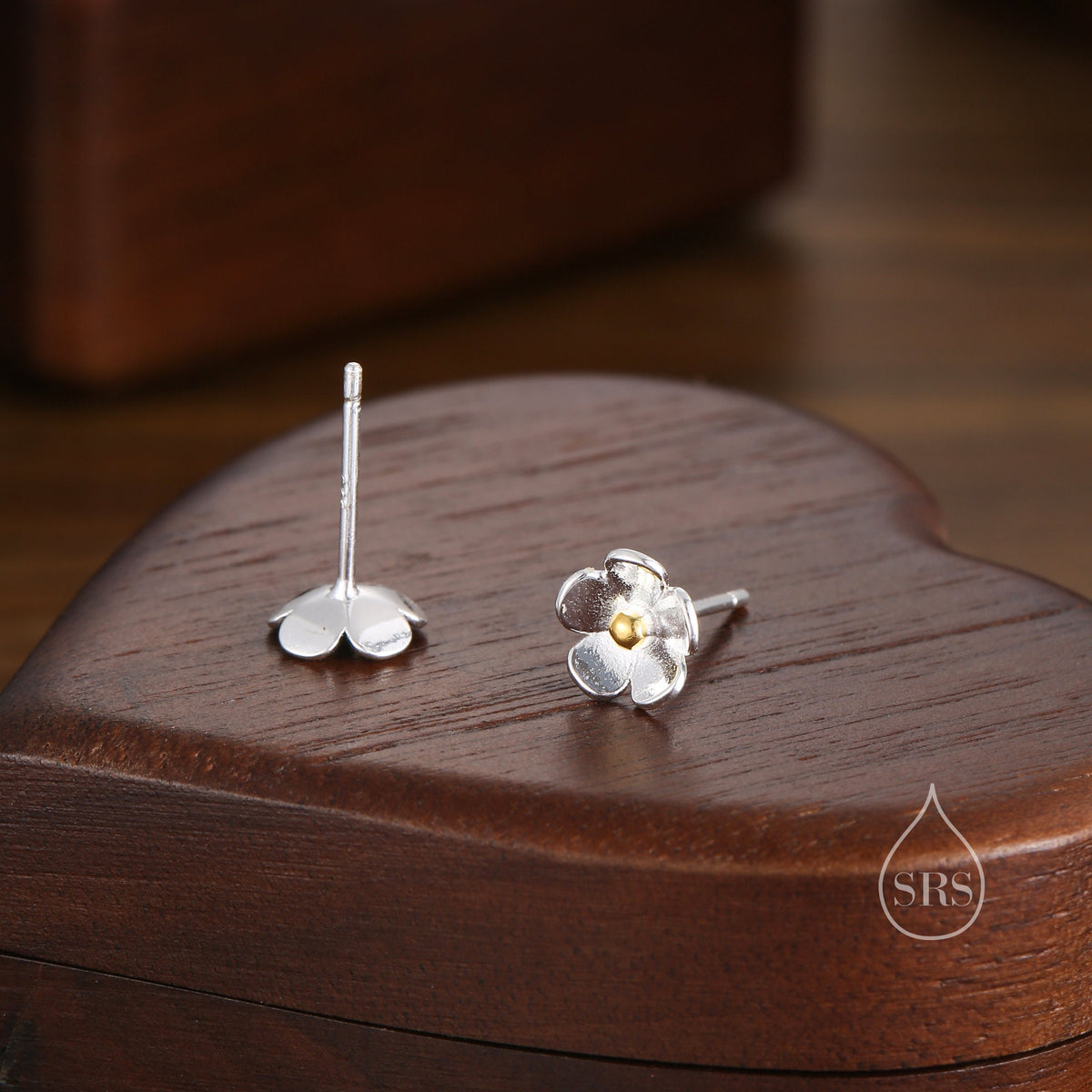 Sterling Silver Forget-me-not Flower Stud Earrings, Polished Finish, Nature Inspired Blossom Earrings, Cute and Quirky