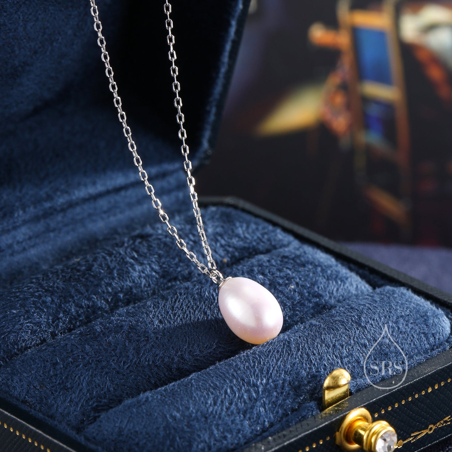 White Freshwater Pearl Pendant Necklace