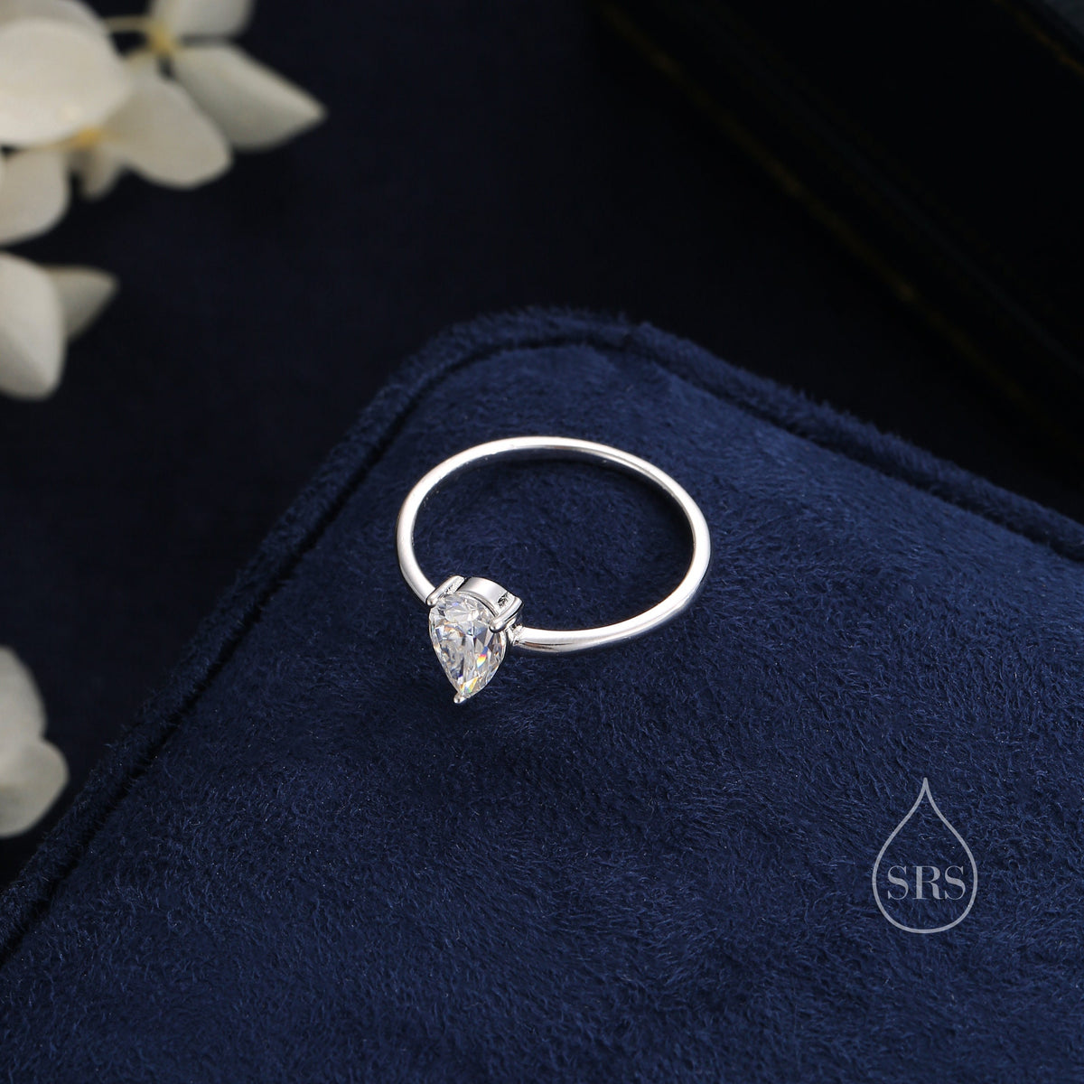 1 Carat Pear Cut Moissanite Diamond Classic Single Stone Engagement Ring in Sterling Silver, Genuine Moissanite Diamond, US 5-8
