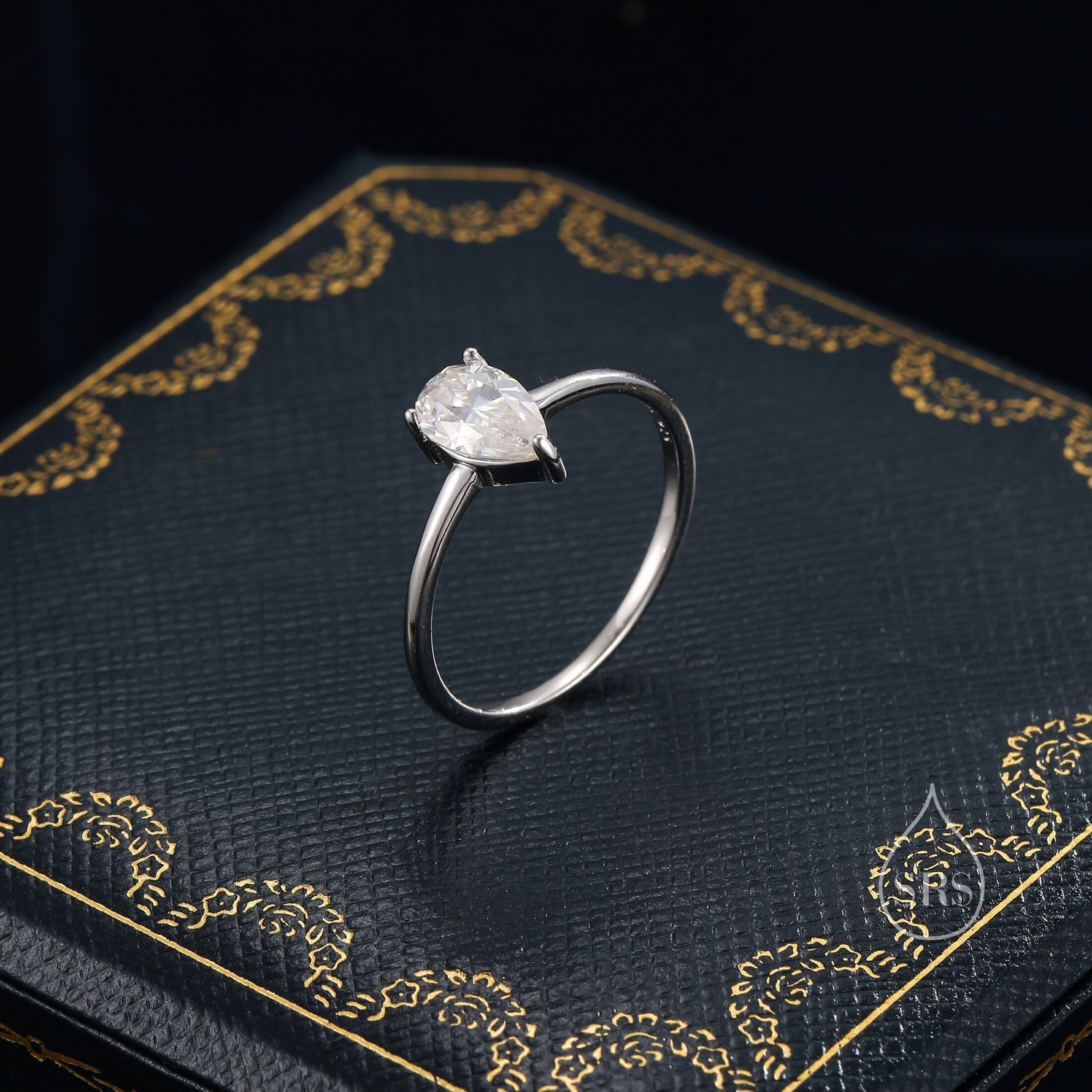 1 Carat Pear Cut Moissanite Diamond Classic Single Stone Engagement Ring in Sterling Silver, Genuine Moissanite Diamond, US 5-8