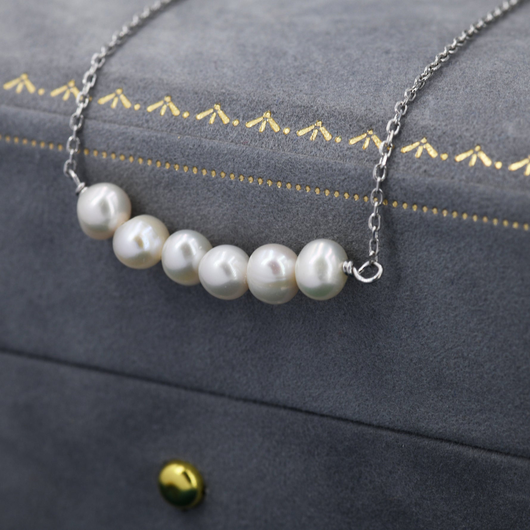 Genuine Freshwater Pearl Bar Pendant Necklace in Sterling Silver, Irregular Shaped Baroque Pearl Necklace, Delicate Keshi Pearl Necklace