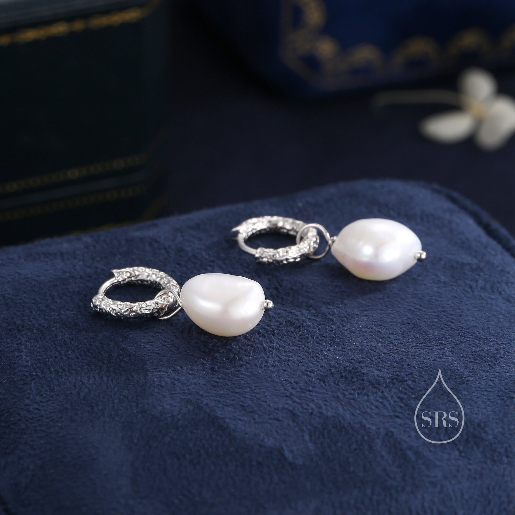 Baroque Pearl Hammered Hoop Earrings in Sterling Silver