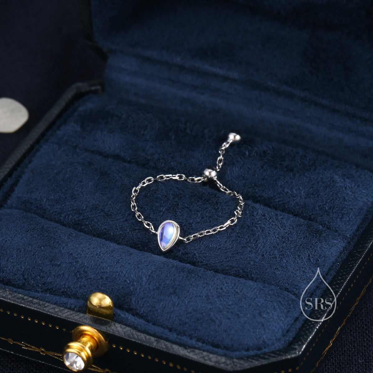 Moonstone Pear Droplet Soft Chain Ring