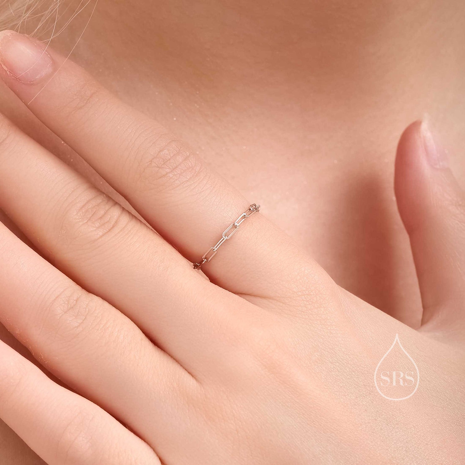 Sterling Silver Skinny Paperclip Chain Ring, US Size 4 5 6 7 Chain Ring, Sparkling Silver Ring, Soft chain Ring in Sterling Silver