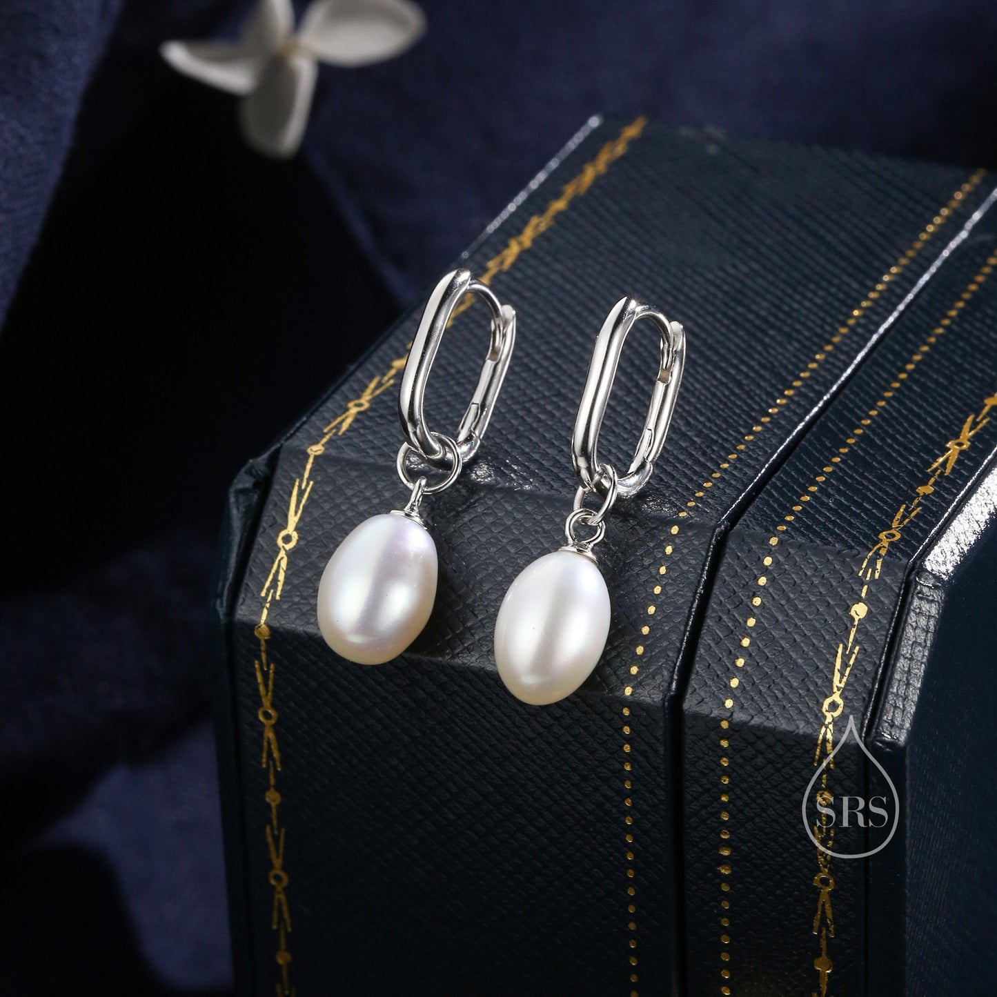 Oval Pearl Oval Hoop Earrings in Sterling Silver, Detachable Pearl Rectangle Hoop Earrings, Pearl Square Huggie Hoops, Keshi Pearls